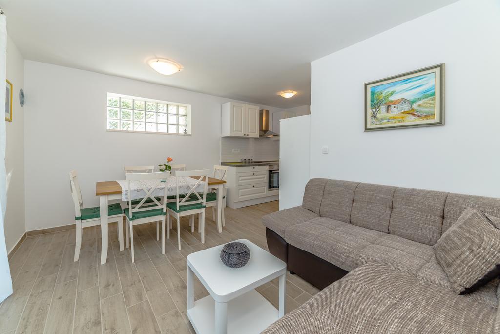Podvrsje Apartment Robinson מראה חיצוני תמונה
